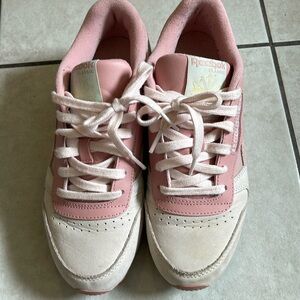 Reebok classic size 7